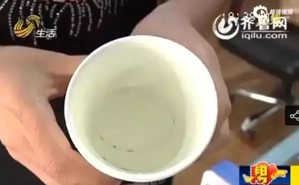 女子口吐黑虫最新进展