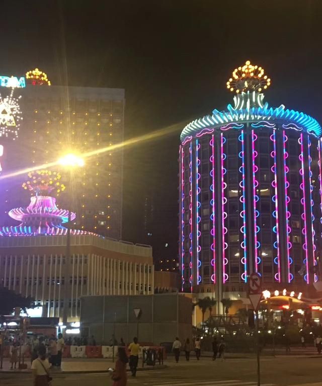 澳门今天晚上买什么好,澳门今晚购物攻略，带你发现买买买的无限可能
